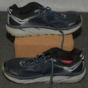 Hoka Challenger ATR 3 Trail Sneaker